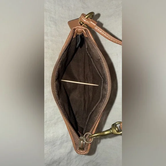 Vintage Coach Signature Soho Crossbody Buckle Suede Studded Bag & Wristlet - Picture 12 of 12